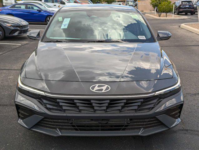 new 2024 Hyundai Elantra HEV car