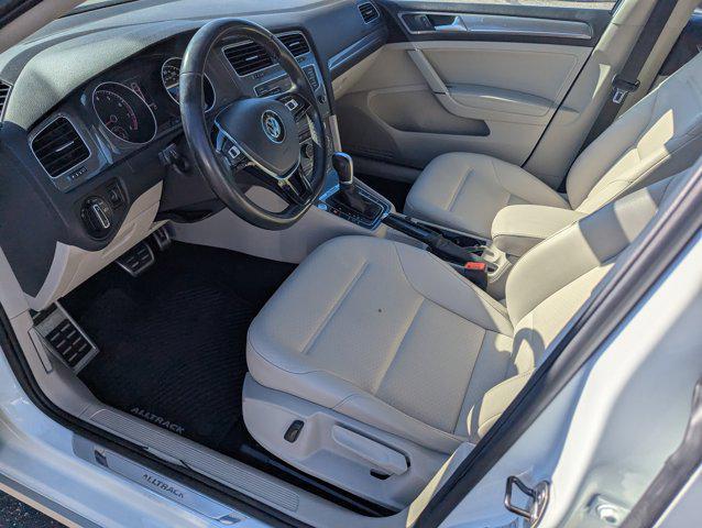 used 2017 Volkswagen Golf Alltrack car