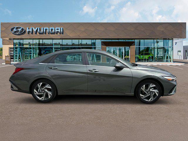 new 2025 Hyundai Elantra car