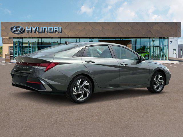 new 2025 Hyundai Elantra car
