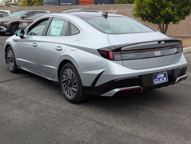 new 2025 Hyundai Sonata Hybrid car