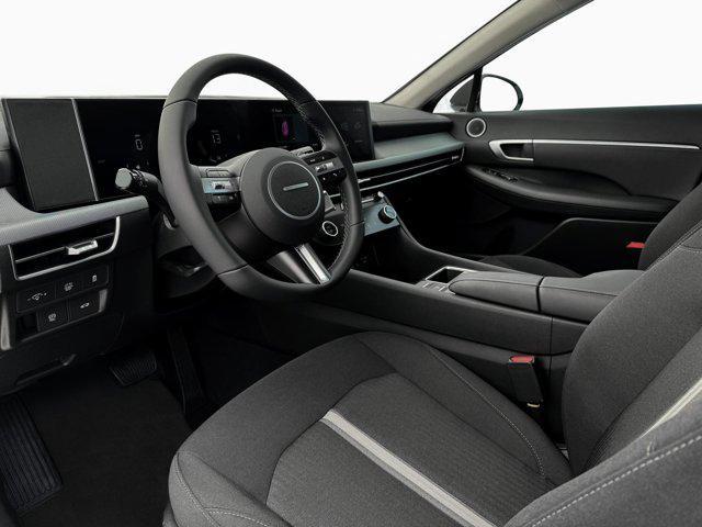 new 2025 Hyundai Sonata Hybrid car