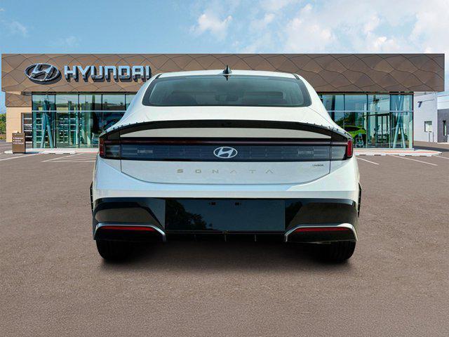 new 2025 Hyundai Sonata Hybrid car
