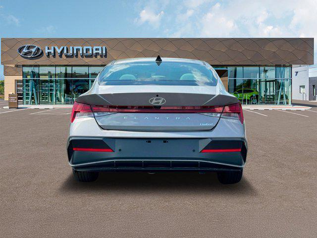 new 2025 Hyundai Elantra car