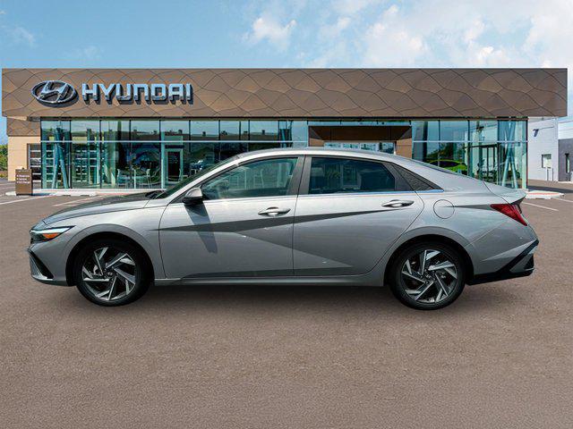 new 2025 Hyundai Elantra car