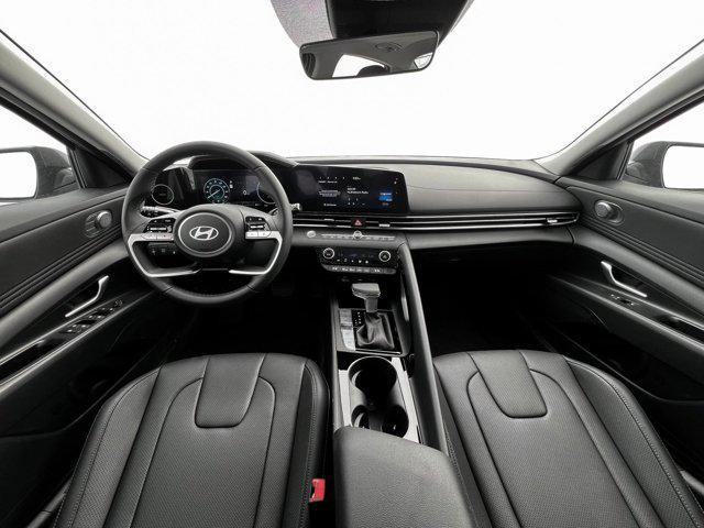 new 2025 Hyundai Elantra car