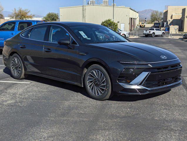 new 2025 Hyundai Sonata Hybrid car