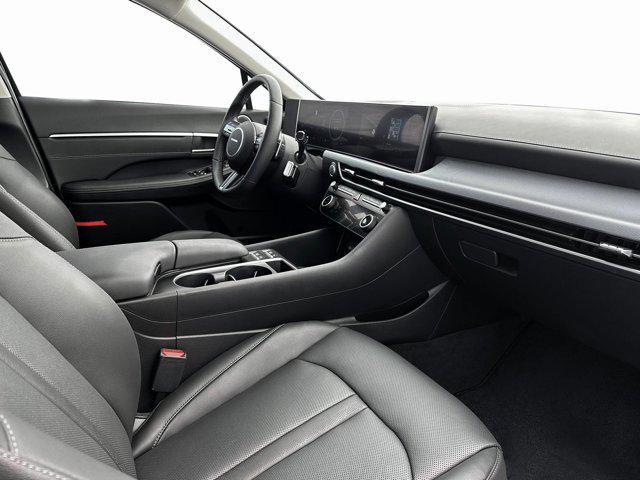 new 2025 Hyundai Sonata Hybrid car
