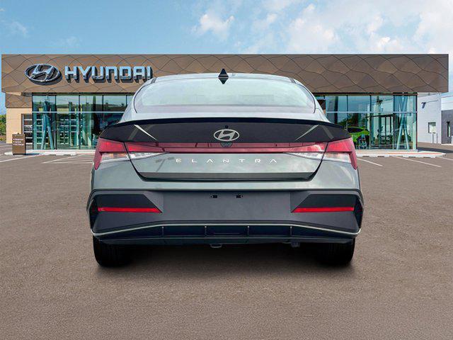 new 2025 Hyundai Elantra car