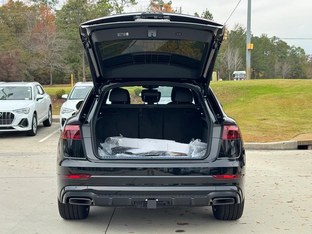 new 2026 Audi Q8 car