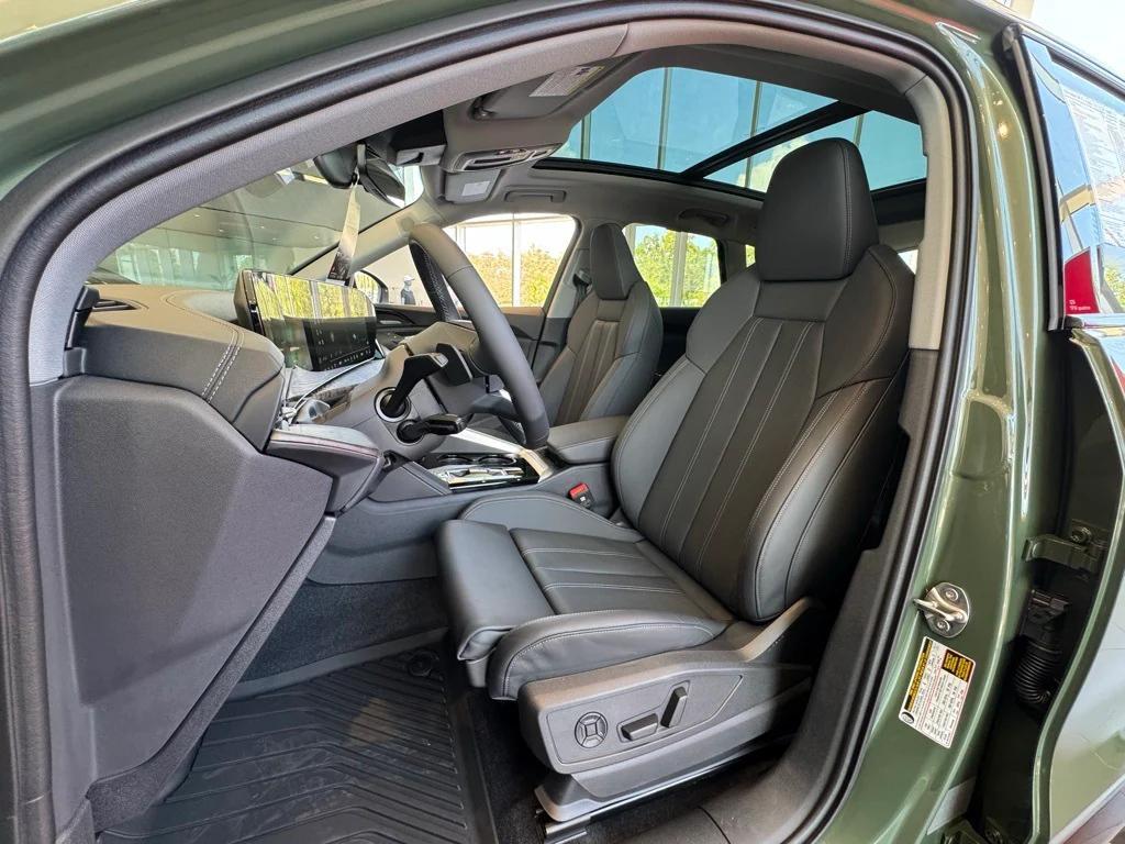 new 2025 Audi Q5 car, priced at $58,126