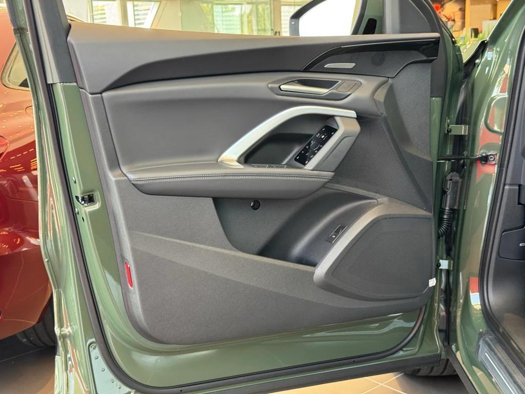 new 2025 Audi Q5 car, priced at $58,126