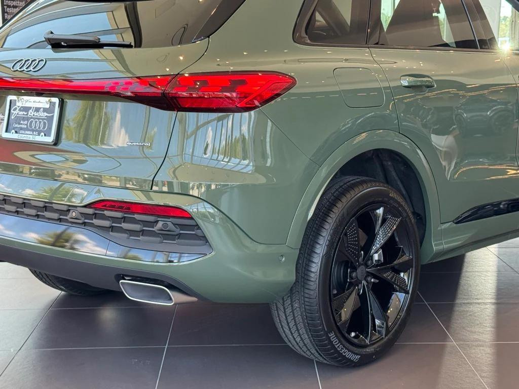 new 2025 Audi Q5 car, priced at $58,126