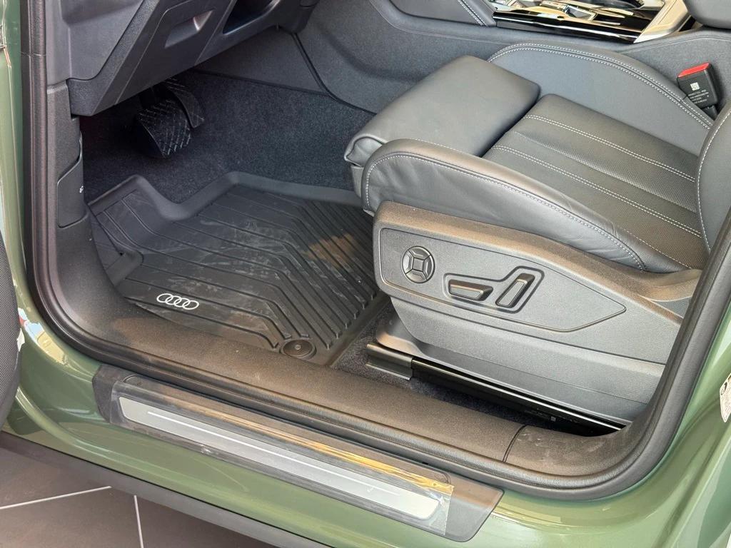 new 2025 Audi Q5 car, priced at $58,126