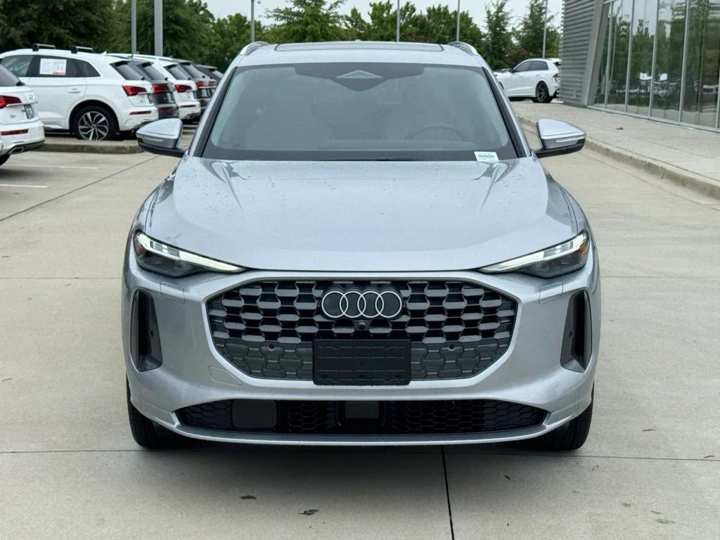 new 2025 Audi Q5 car, priced at $58,738