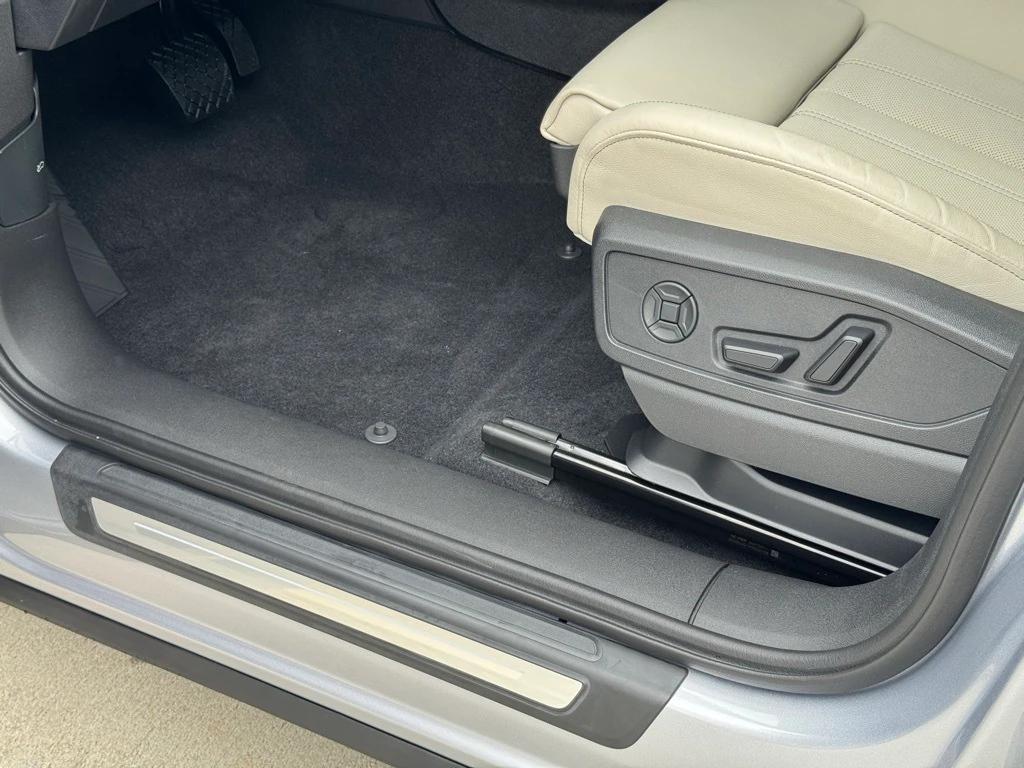 new 2025 Audi Q5 car, priced at $58,738