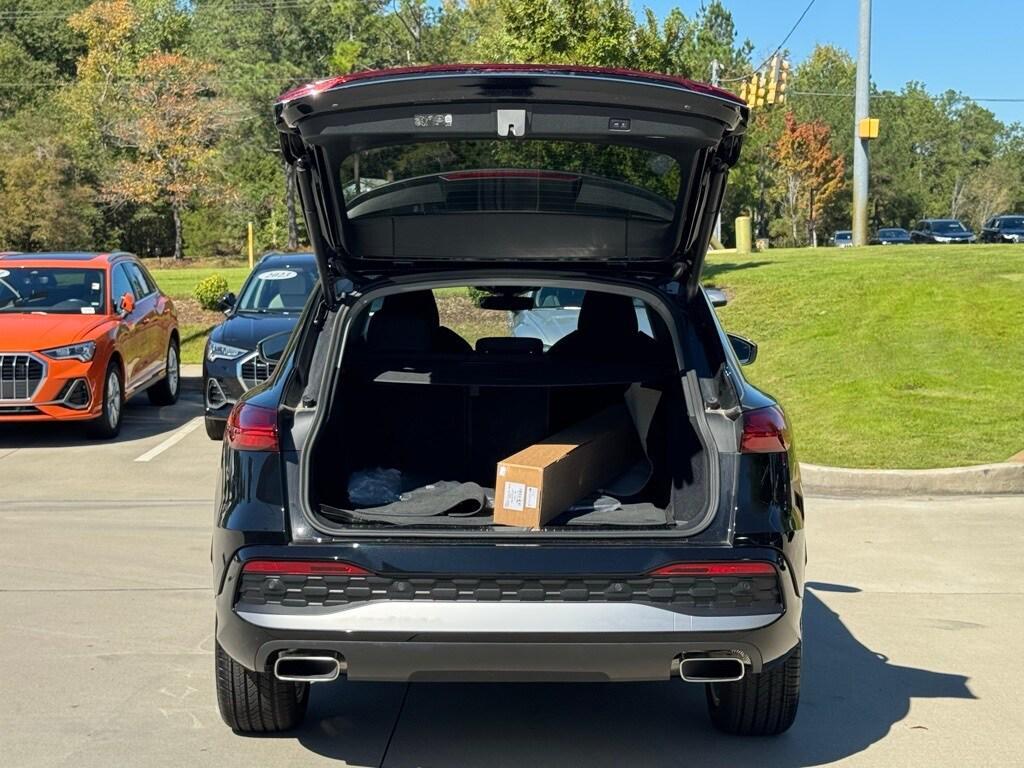 new 2025 Audi Q5 car, priced at $61,608