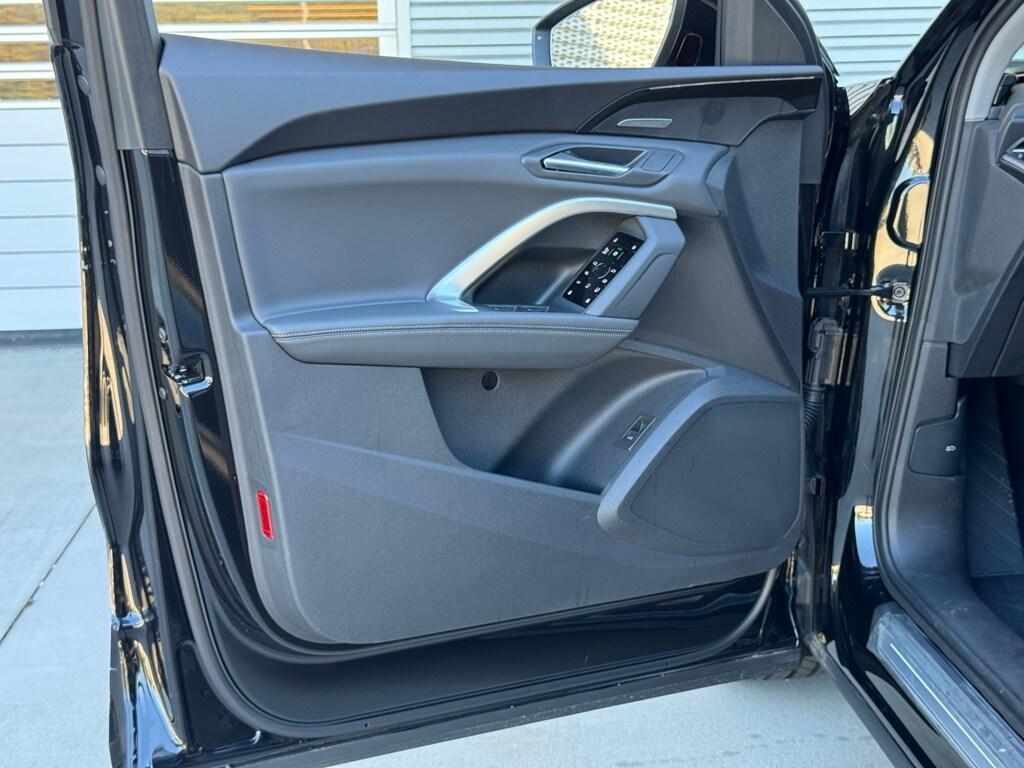 new 2025 Audi Q5 car, priced at $61,608