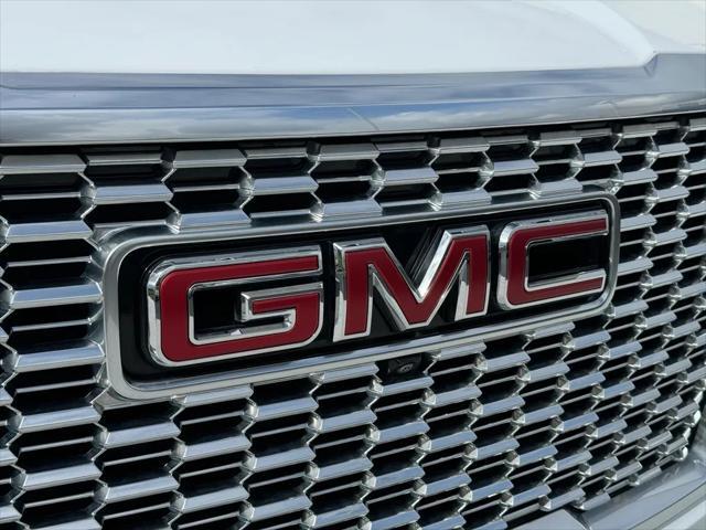 used 2023 GMC Yukon car, priced at $64,992