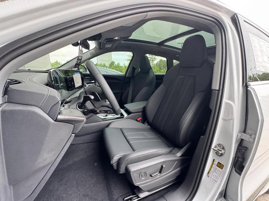 new 2025 Audi Q5 car, priced at $59,472