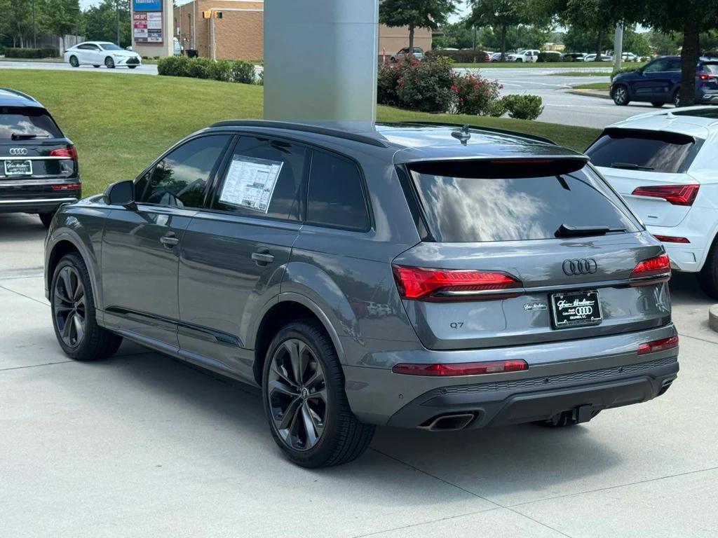 new 2025 Audi Q7 car, priced at $72,250