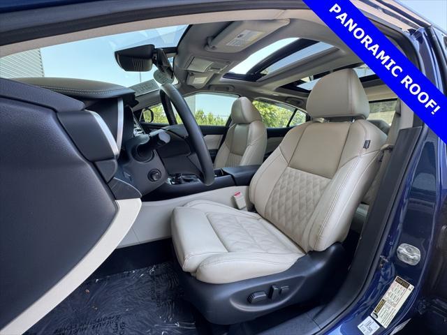 used 2023 Nissan Maxima car, priced at $34,404