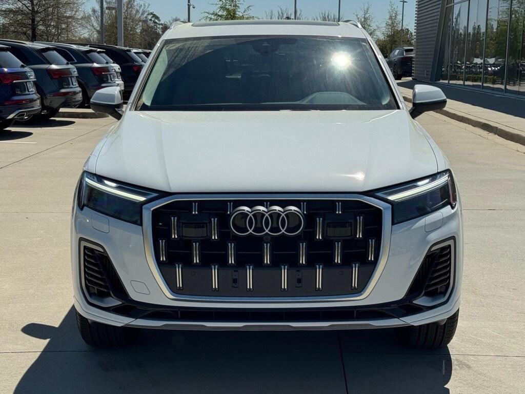 new 2025 Audi Q7 car, priced at $64,800