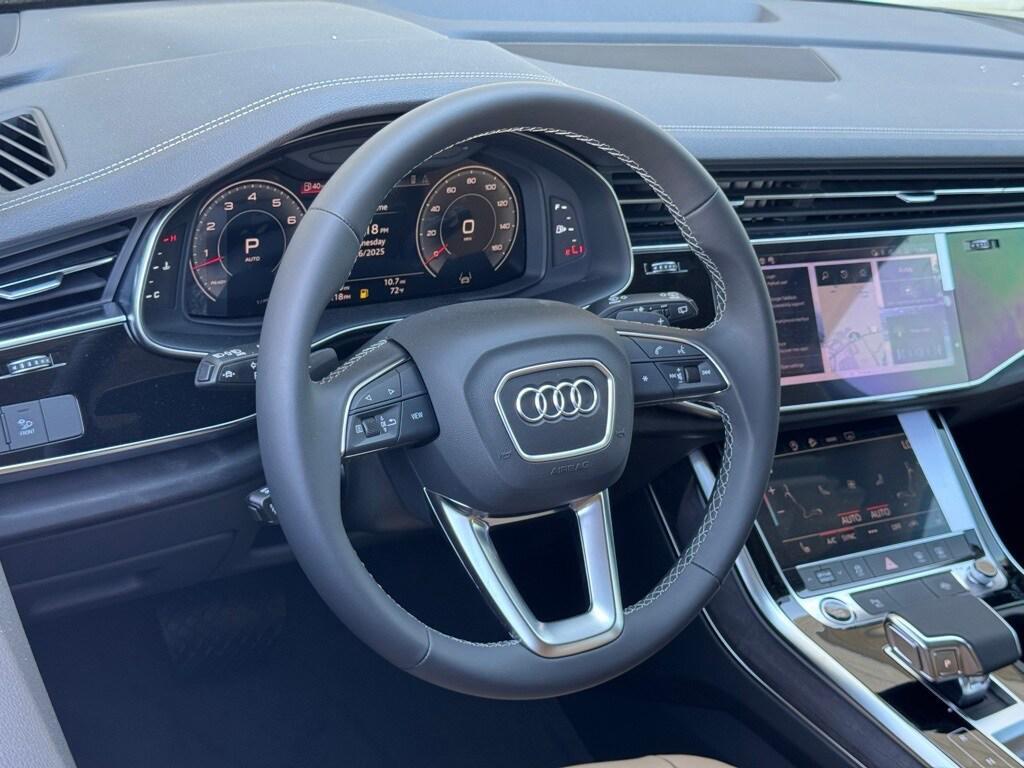 new 2025 Audi Q7 car, priced at $64,800