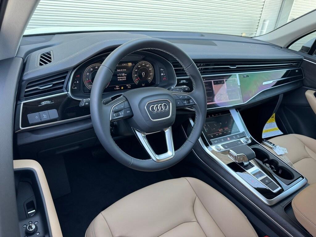 new 2025 Audi Q7 car, priced at $64,800