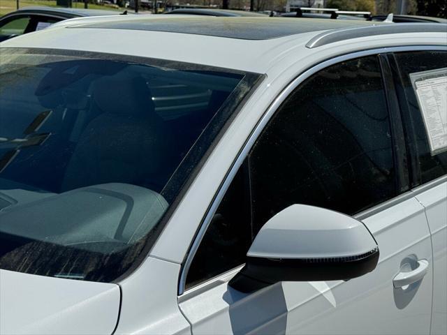new 2025 Audi Q7 car, priced at $68,800