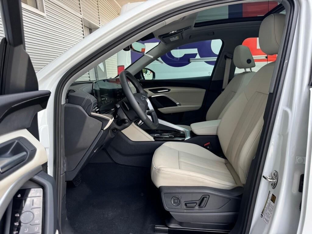 new 2025 Audi Q5 car, priced at $55,863