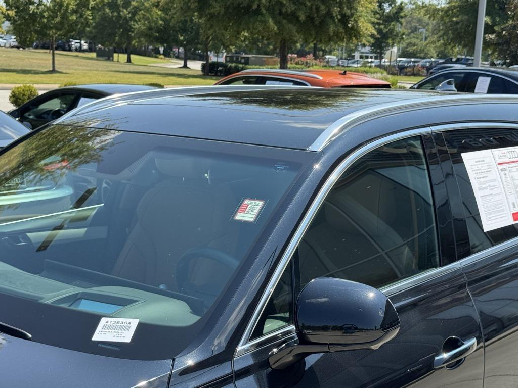 used 2025 Genesis GV80 car, priced at $57,998