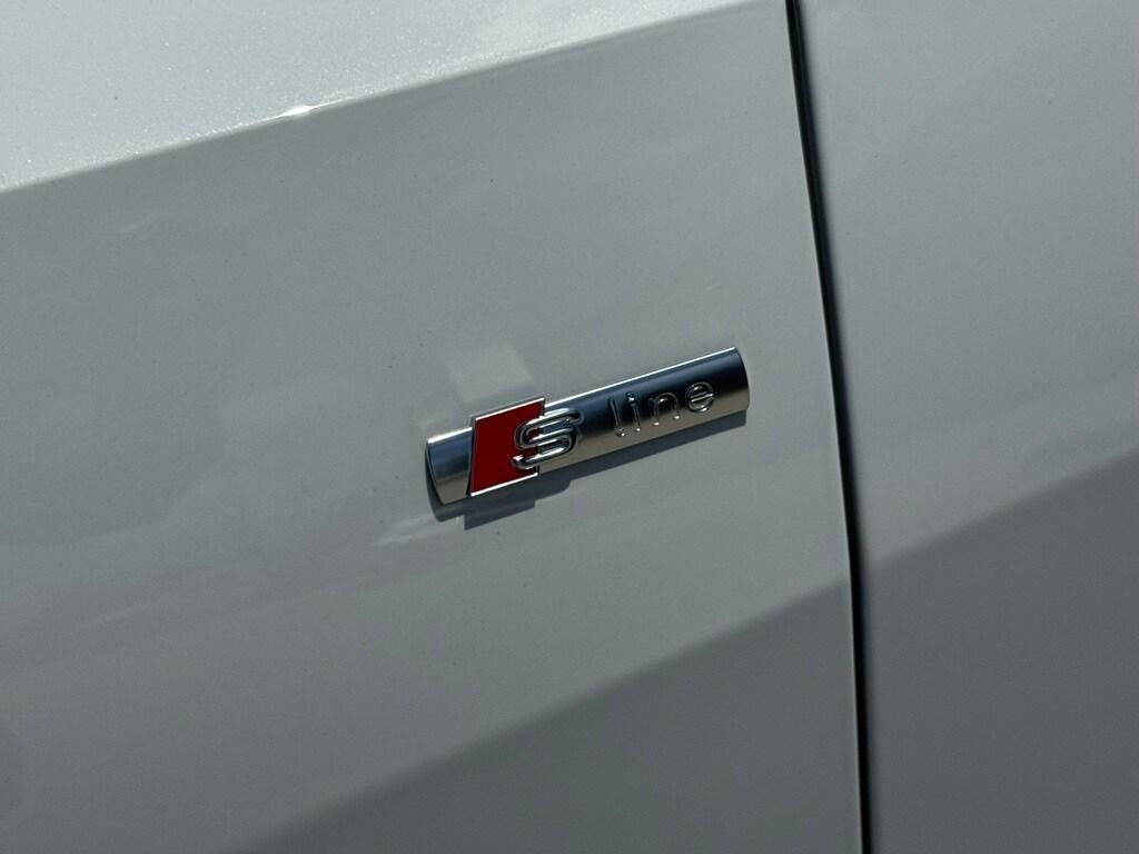 new 2025 Audi Q8 car, priced at $82,820