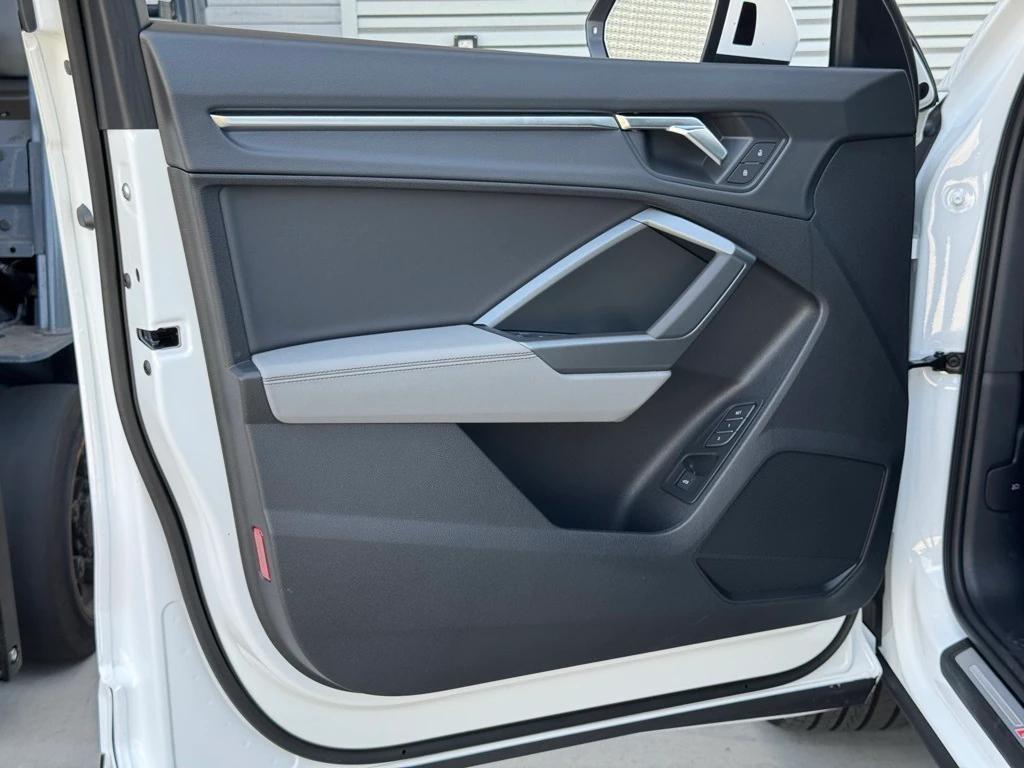 new 2025 Audi Q3 car, priced at $44,515