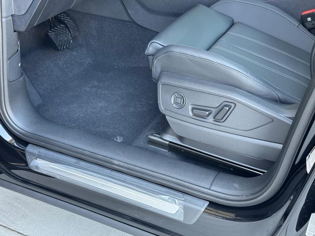 new 2025 Audi Q5 car, priced at $61,655
