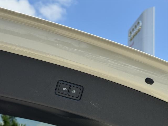 used 2021 Audi Q7 car, priced at $31,998