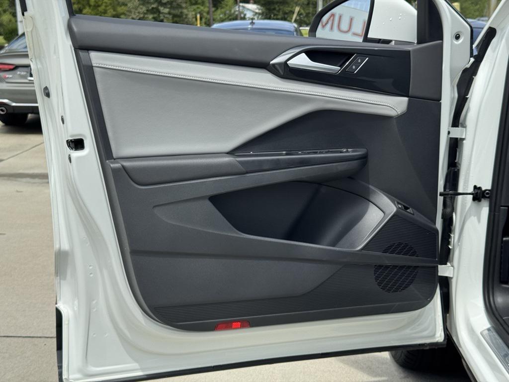 used 2022 Volkswagen Taos car, priced at $19,995