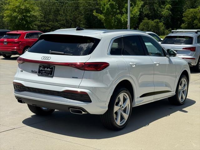 new 2025 Audi Q5 car, priced at $60,975