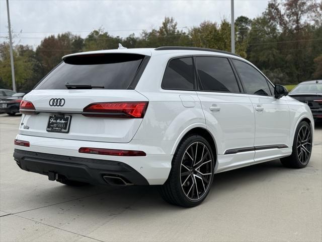 new 2025 Audi Q7 car, priced at $82,100