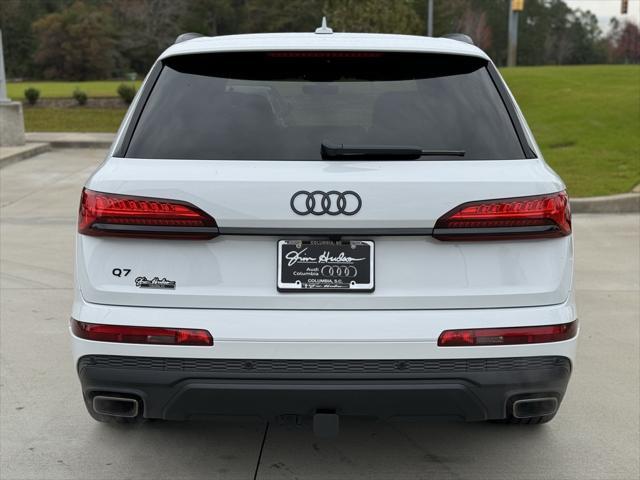 new 2025 Audi Q7 car, priced at $82,100