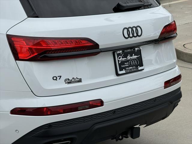 new 2025 Audi Q7 car, priced at $82,100