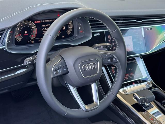 new 2025 Audi Q7 car, priced at $75,950