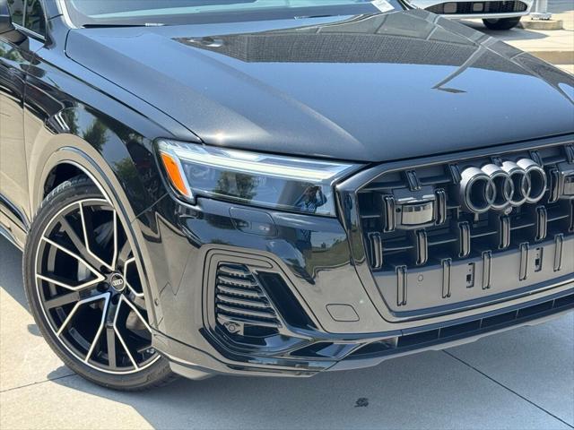 new 2025 Audi Q7 car, priced at $75,950