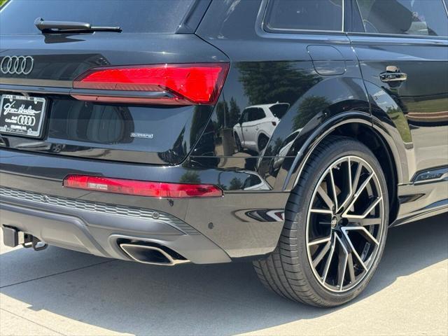 new 2025 Audi Q7 car, priced at $75,950