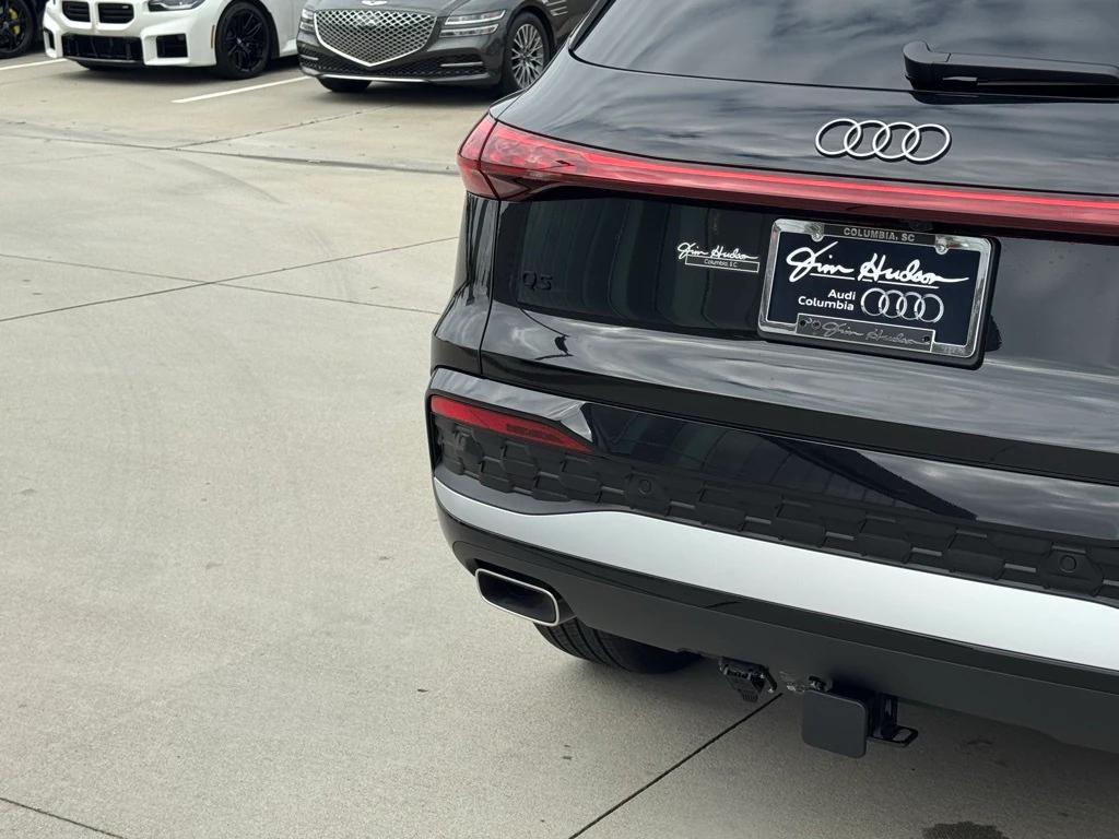 new 2025 Audi Q5 car, priced at $57,976