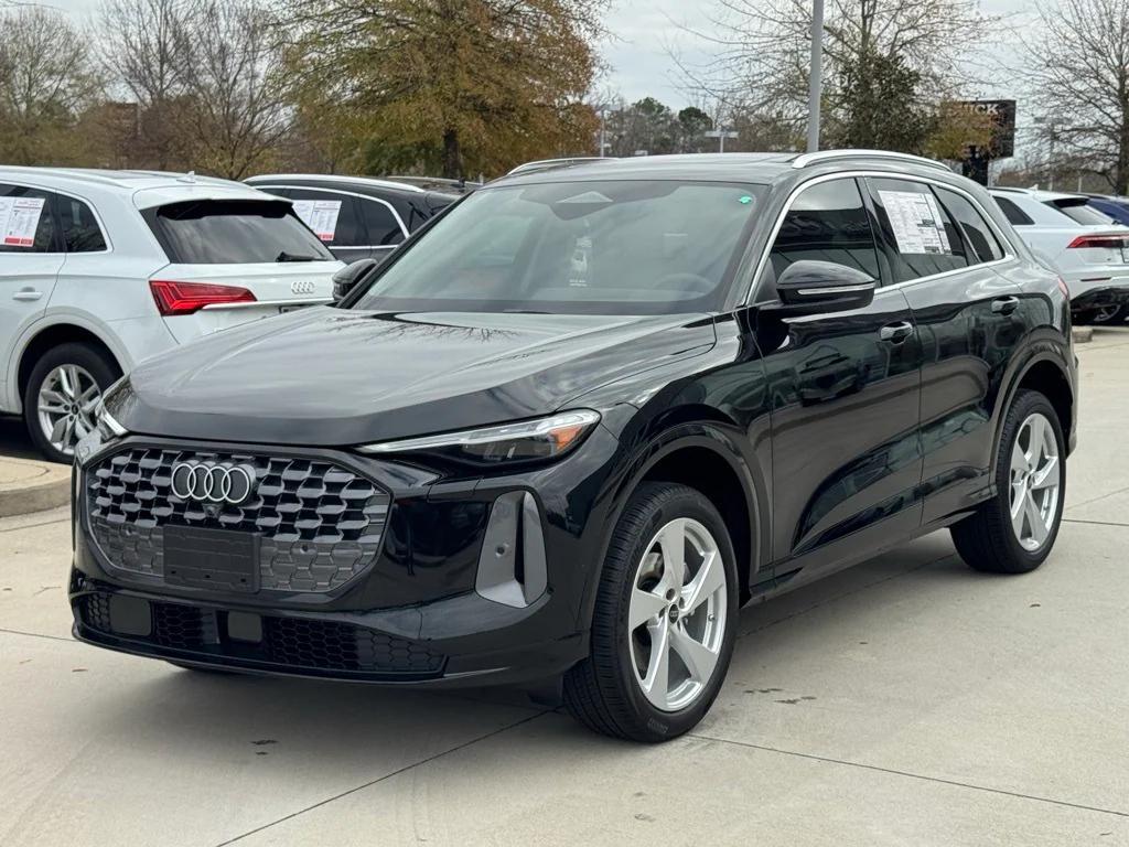 new 2025 Audi Q5 car, priced at $57,976