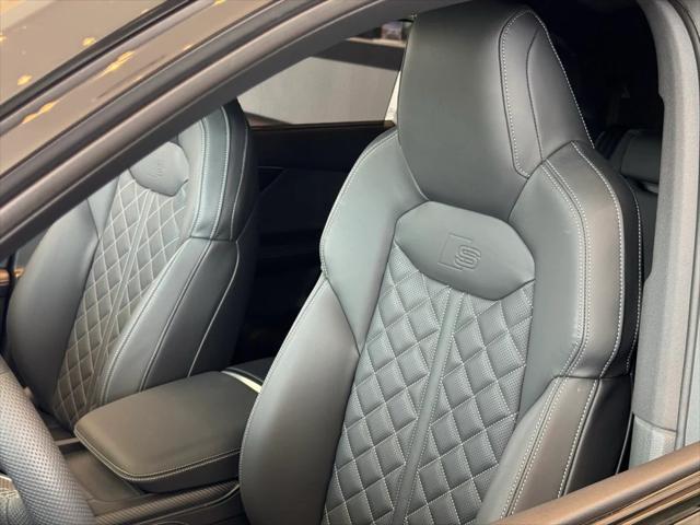 new 2025 Audi SQ7 car, priced at $95,650
