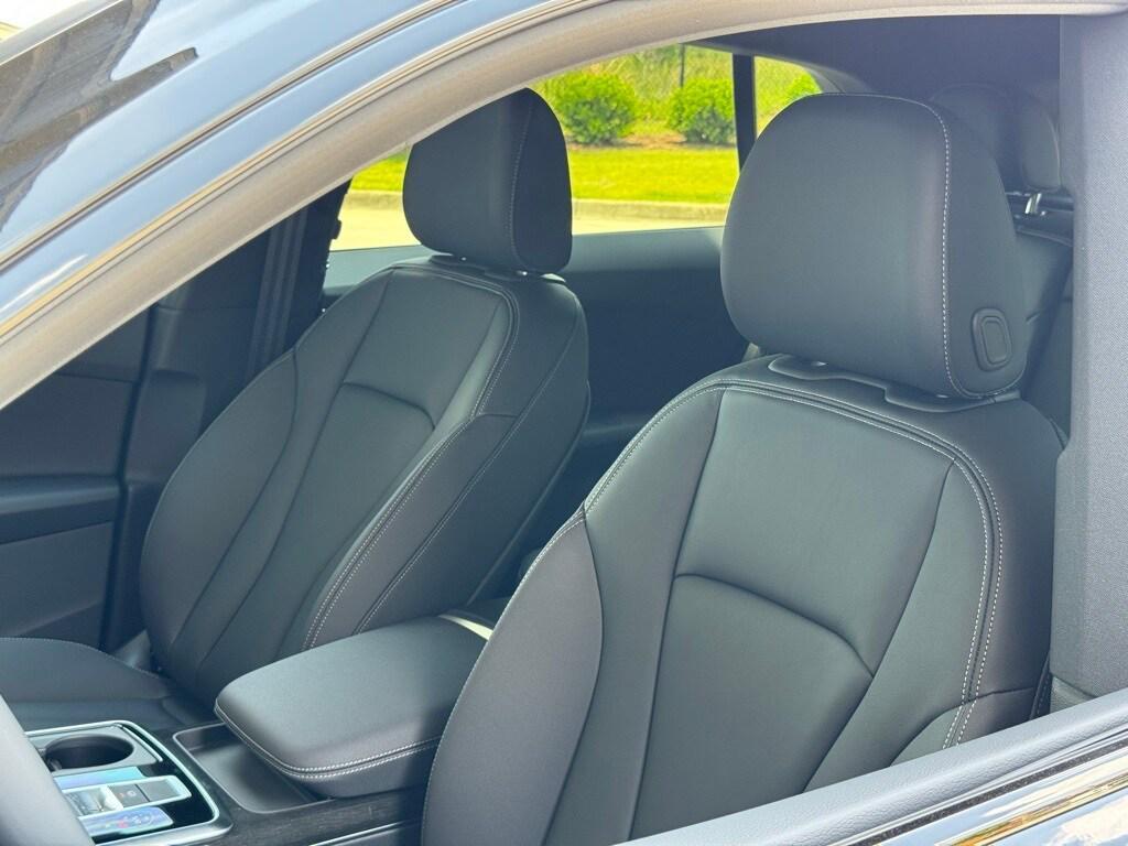 new 2025 Audi Q8 car, priced at $78,865