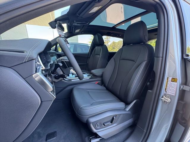 new 2025 Audi Q7 car, priced at $72,555