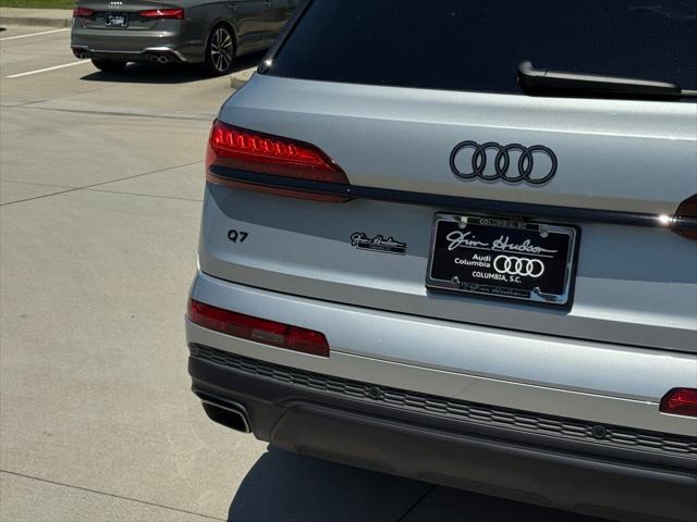 new 2025 Audi Q7 car, priced at $72,555